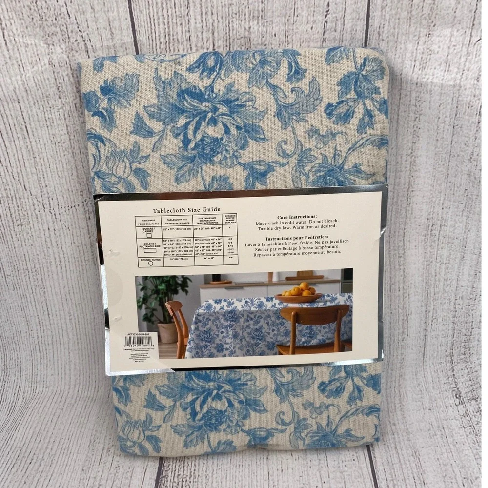 Badgley Mischka Tablecloth 60x84 Blue Floral Water Resistant Indoor Outdoor